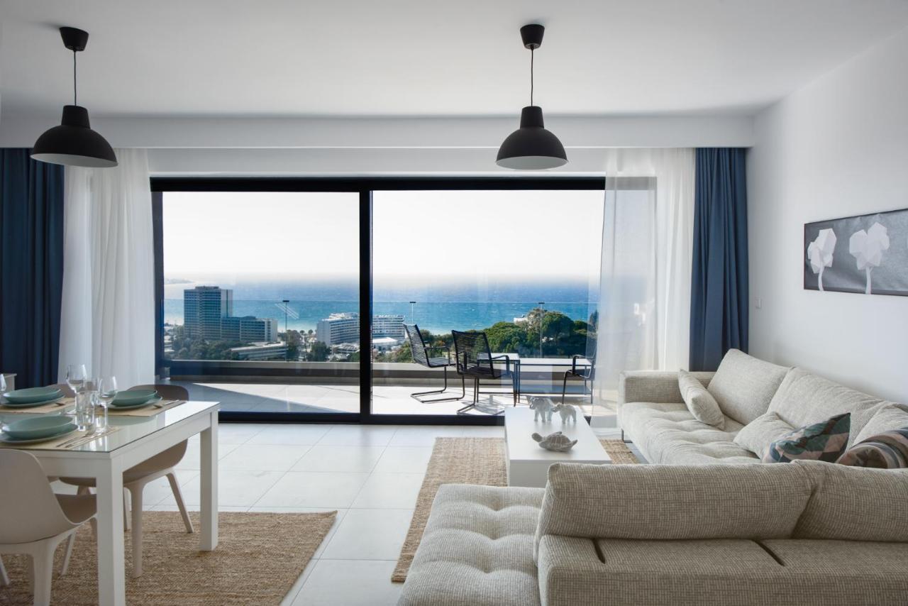 Aquarama Pool Apartments 익시아 외부 사진