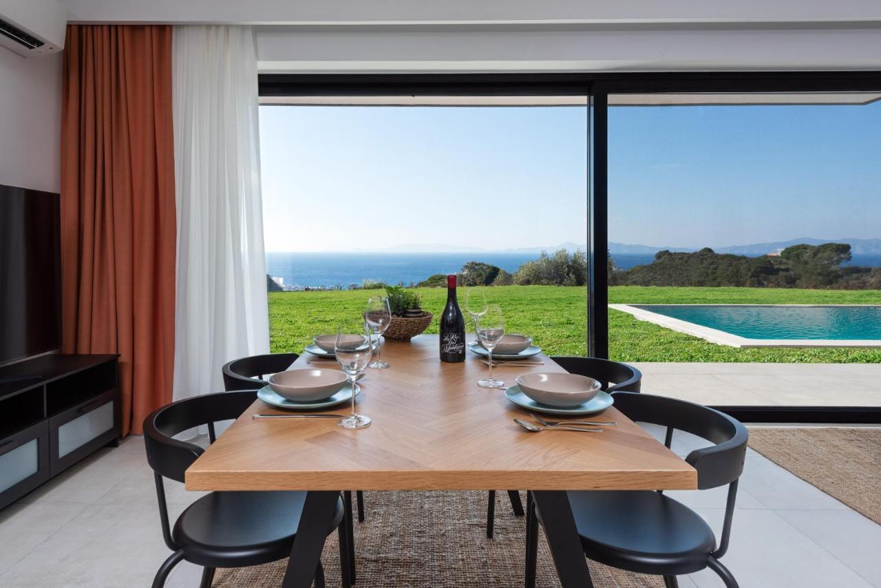 Aquarama Pool Apartments 익시아 외부 사진