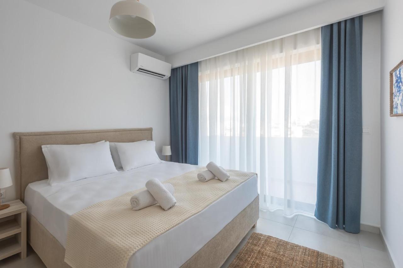 Aquarama Pool Apartments 익시아 외부 사진