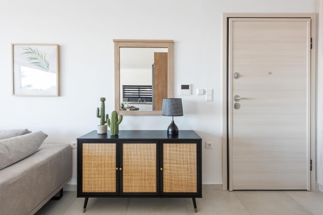 Aquarama Pool Apartments 익시아 외부 사진